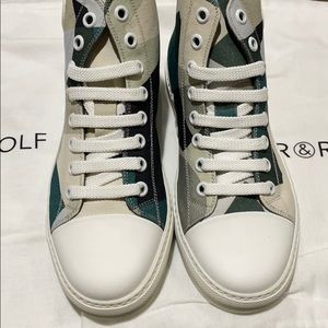 Viktor & Rolf -Camo White Suede Fashion Sneakers Size 40.  US-7